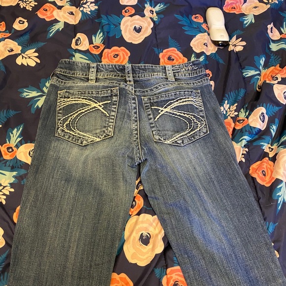 Silver jean - Picture 2 of 2